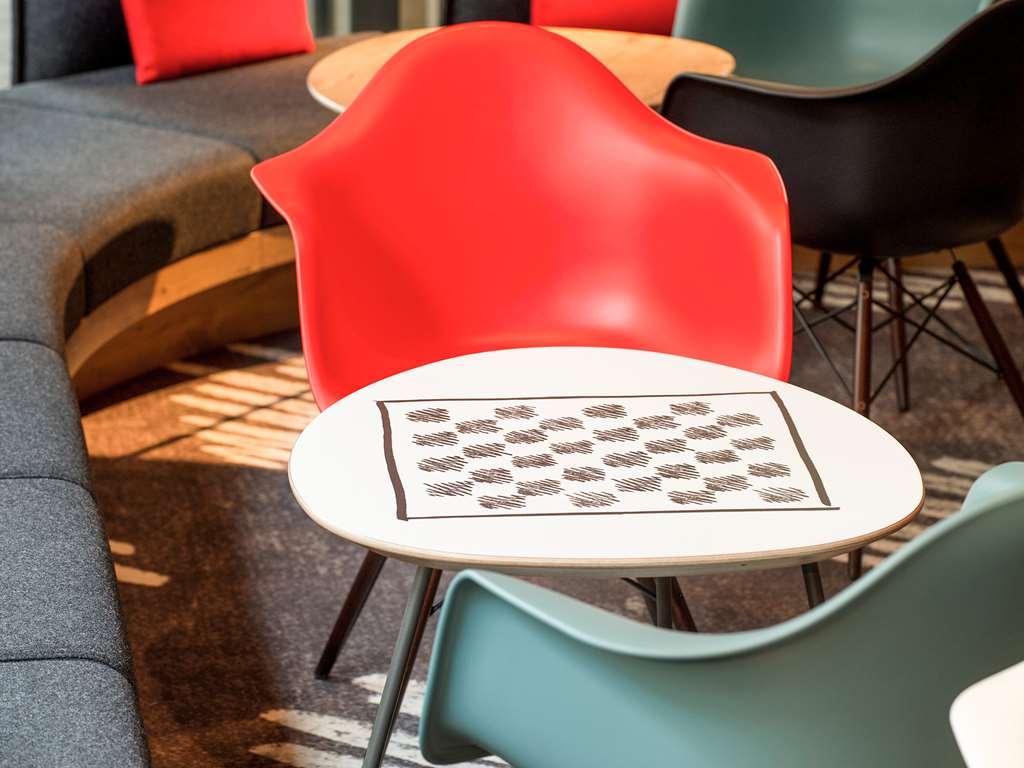 Ibis Lyon Nord Hotel